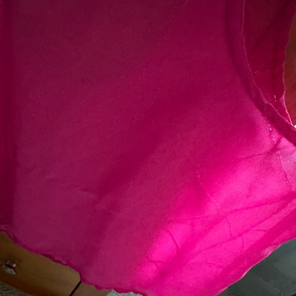 Opaque womens delicate beaded tank, fuschia, scoop neck, good condition - Picture 4 of 5